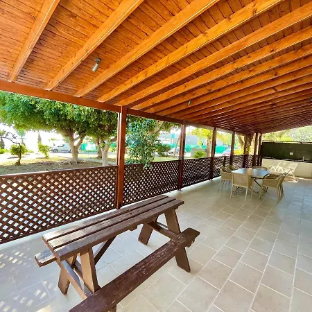 Dream Beachfront Willa Limassol