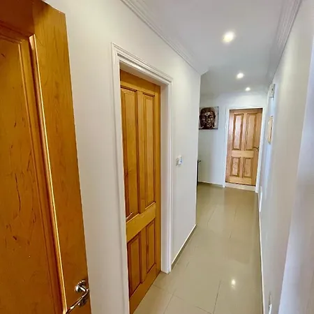 Dream Beachfront ليماسول